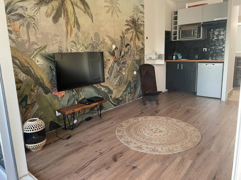 Apartmán Tropical Vibes Saint-Gilles-les Bains Exteriér fotografie